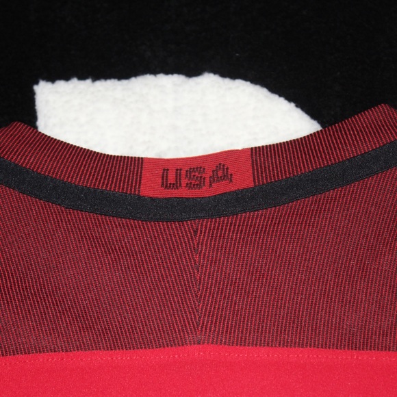 Men's Nike Red US Soccer 2017 Third Clint Dempsey Jersey - Picture 8 of 11